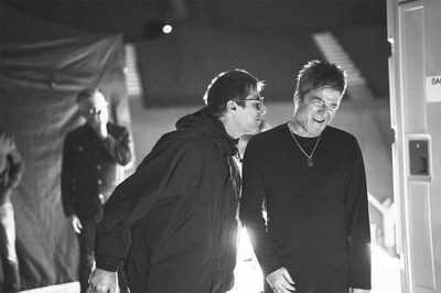 OASIS: DON'T LOOK BACK IN ANGER di Dylan Southern, Will Lovelace